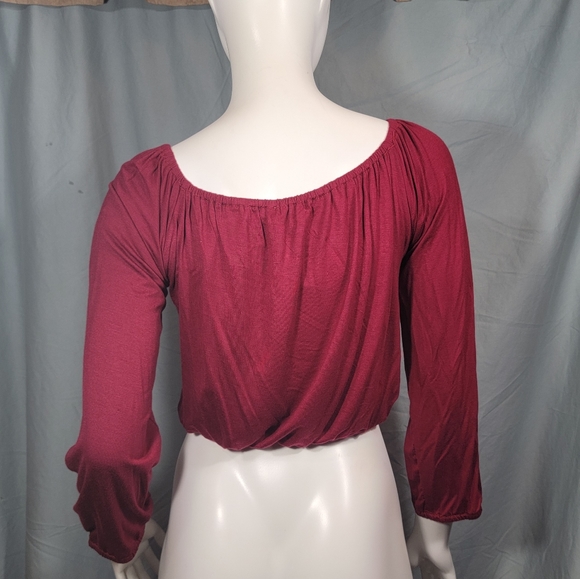 ❤ 🖤 The Hanger Crop Tops, Small, Bundle of 2 - Picture 3 of 11